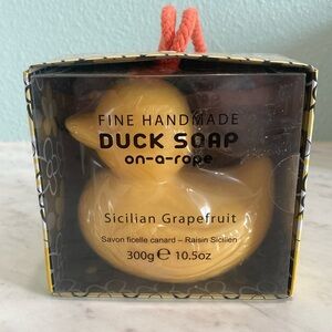 NEW Fine Handmade Yellow Duck Soap on a Rope Sicilian Grapefruit